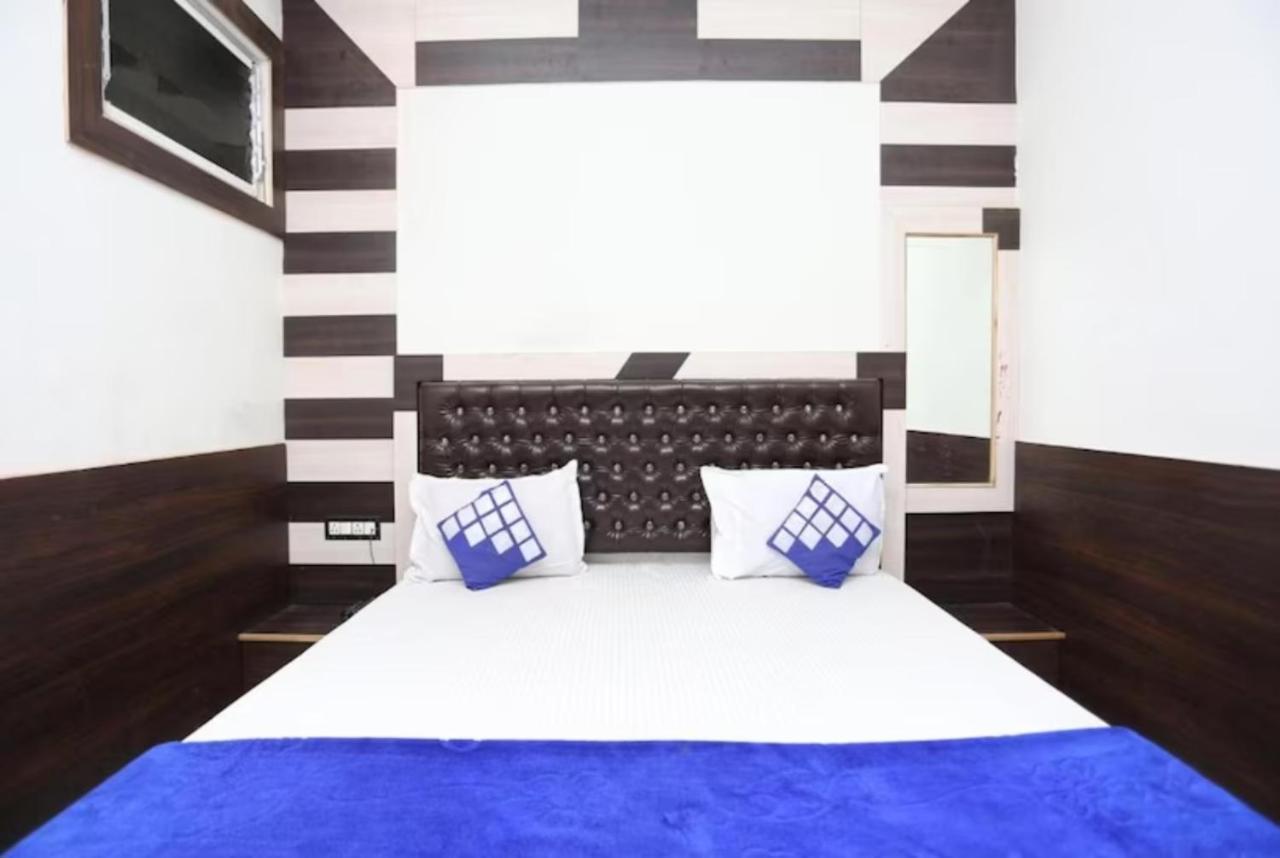 Goroomgo New Ashiyana Palace Варанасі Екстер'єр фото